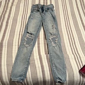 American eagle high rise distressed jegging size 00 short